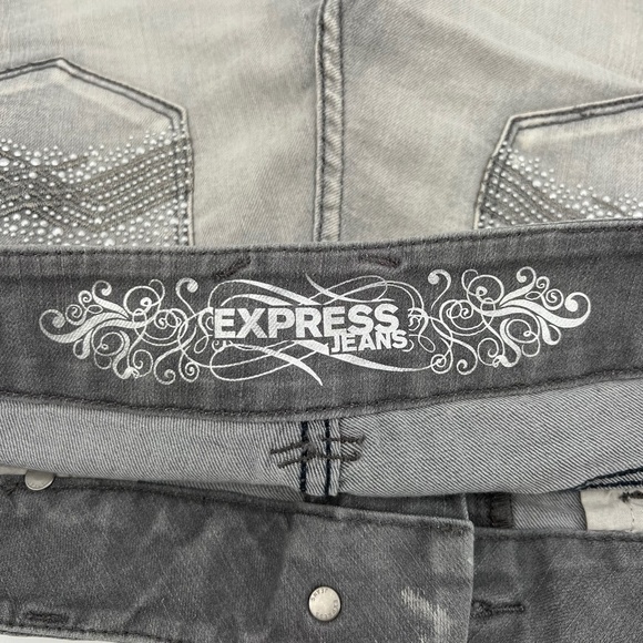 Express Gray Cuffed Hem Embellished Jean Shorts Size 2 Women's - Picture 2 of 8